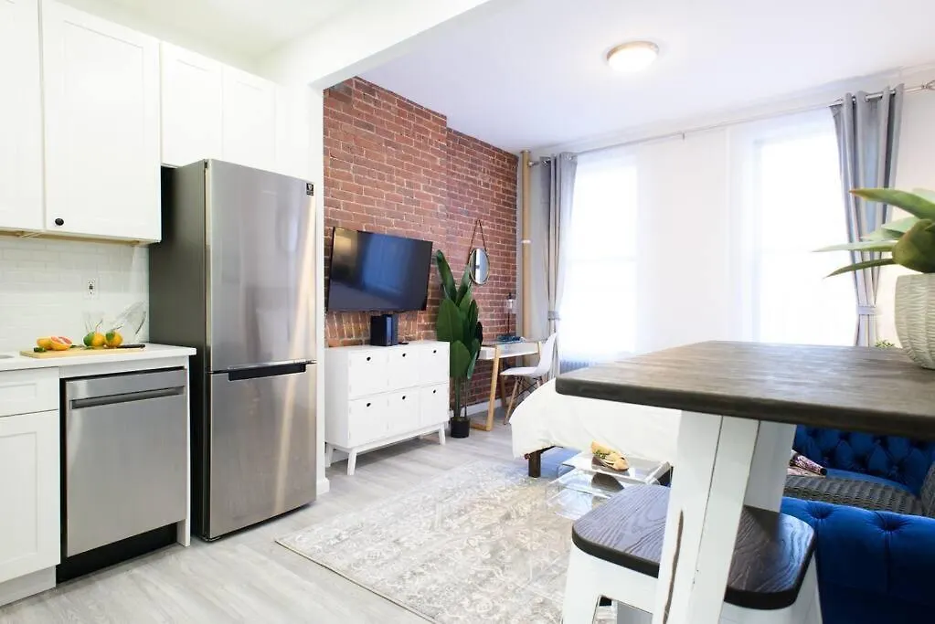 240-5 New Prime Location Studio W&D In Unit New York